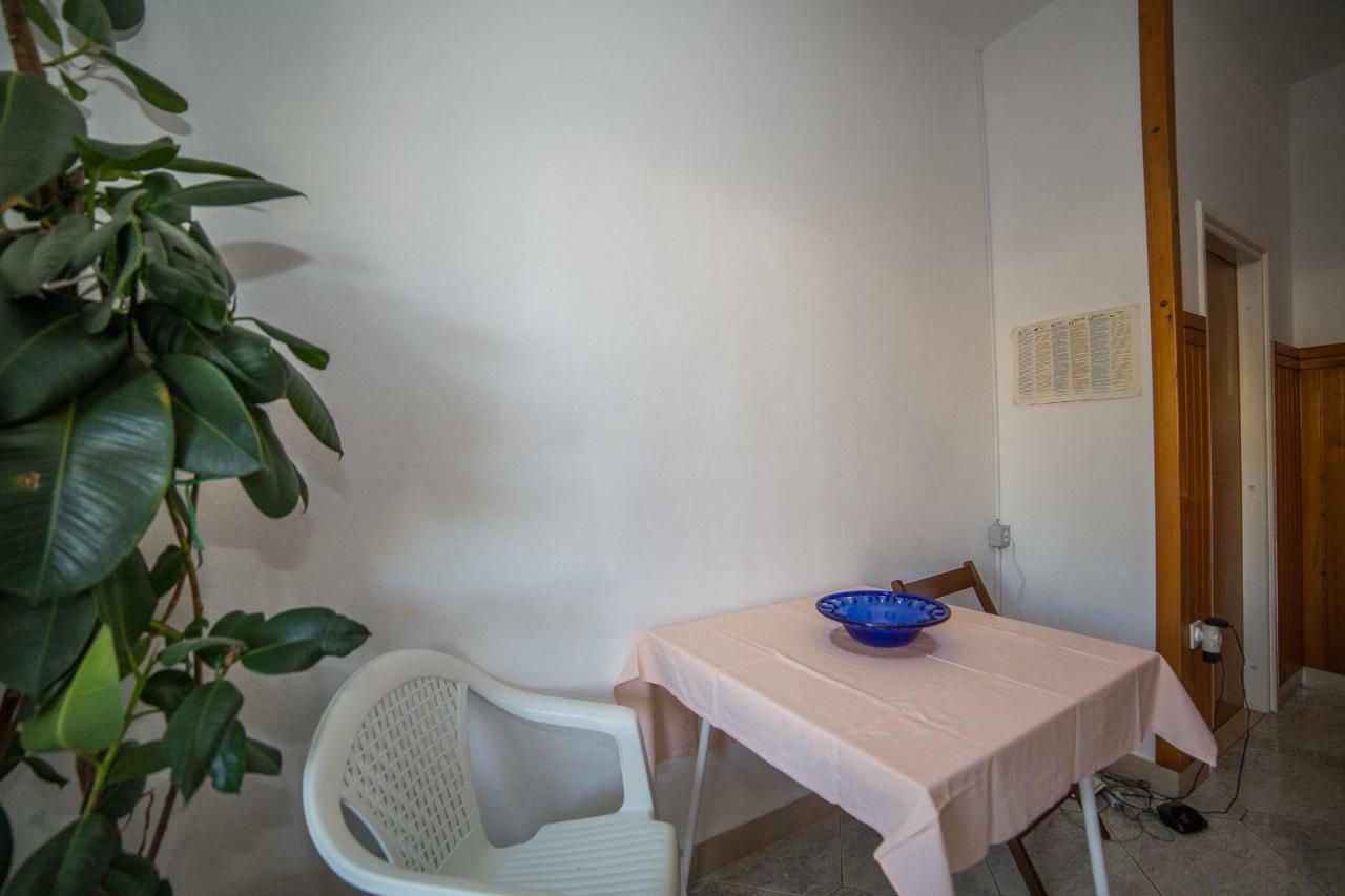 Apartmani Ina Povlja  Exterior foto